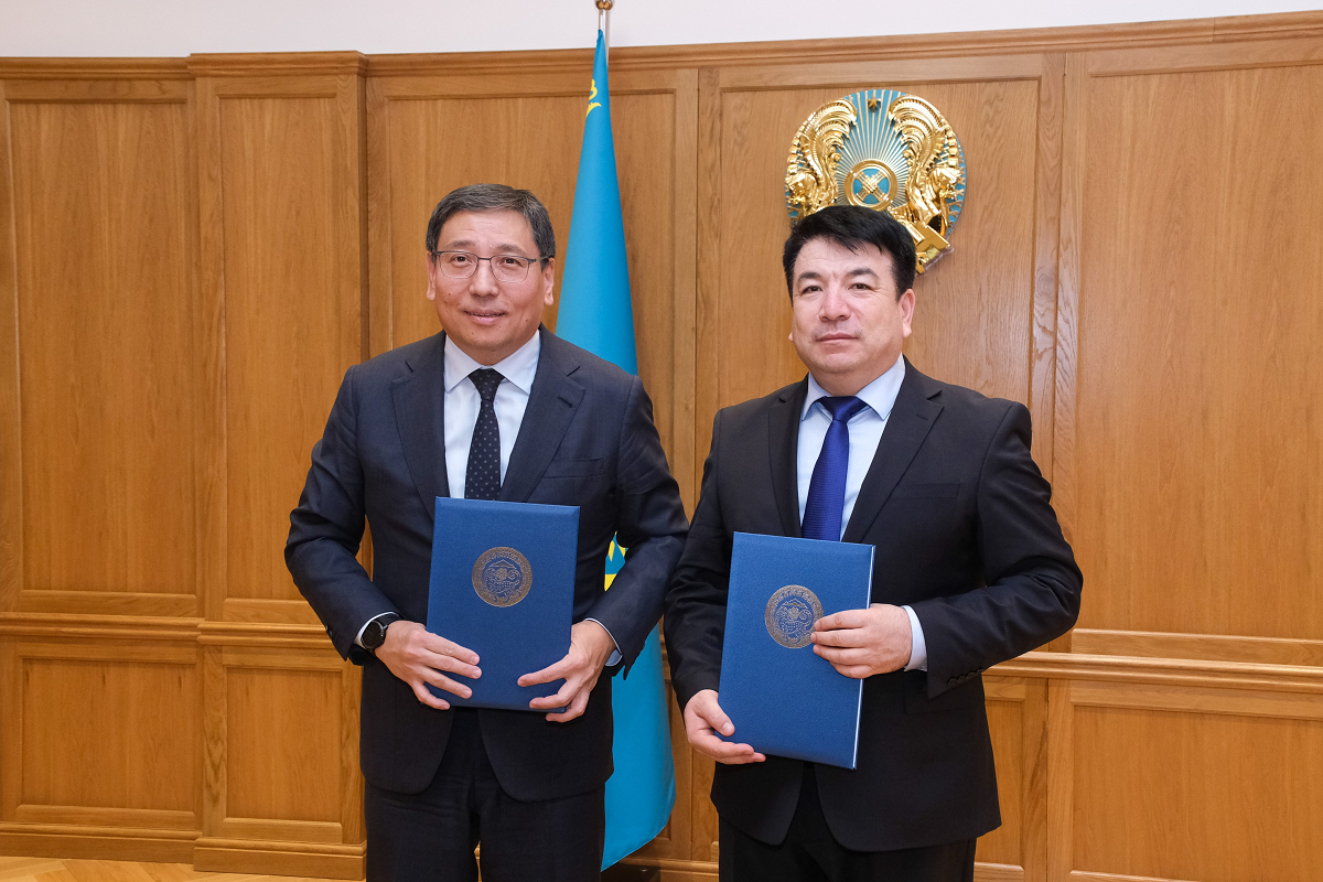 Минпросвещения и акимат Алматы подписали региональную дорожную карту по развитию системы образования