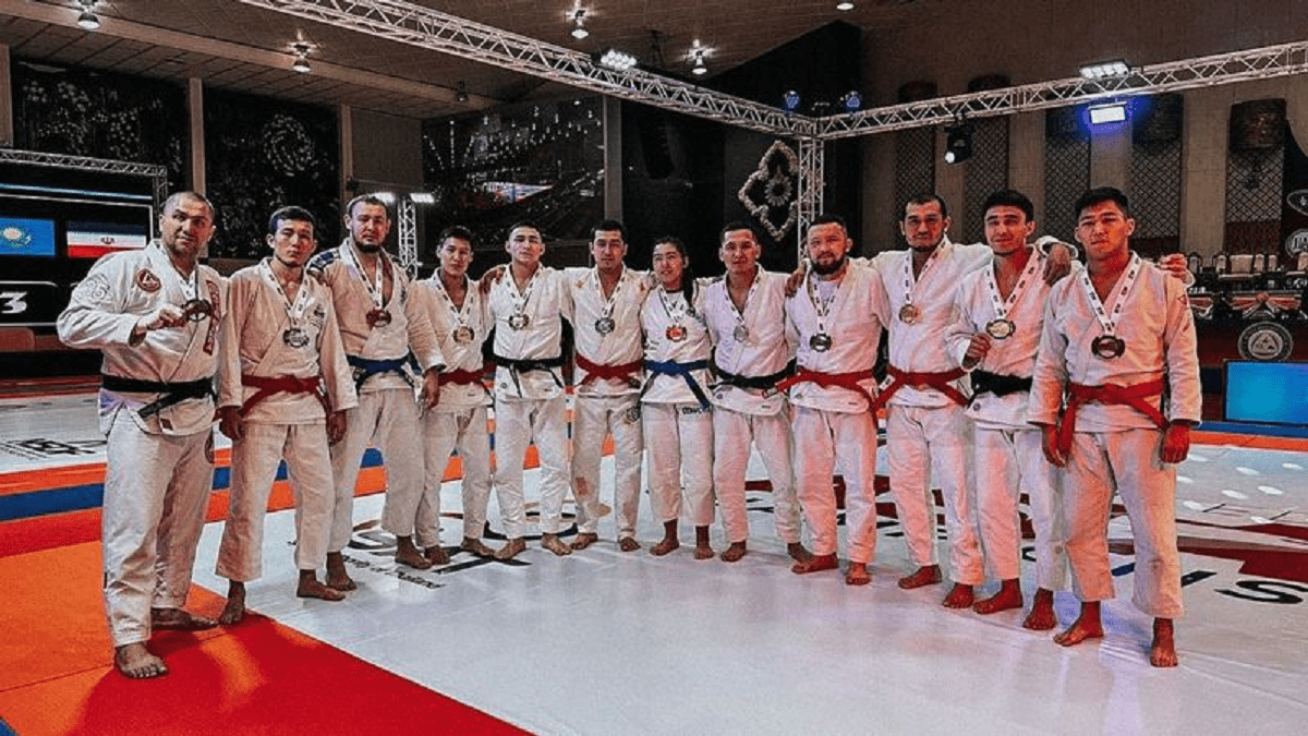 Чемпионат Азии: казахстанцы завоевали 8 медалей по джиу-джитсу
