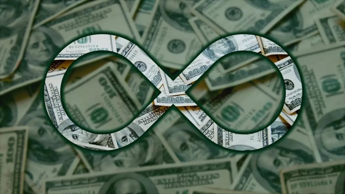 Бег по кругу: что происходит с долларом в Казахстане