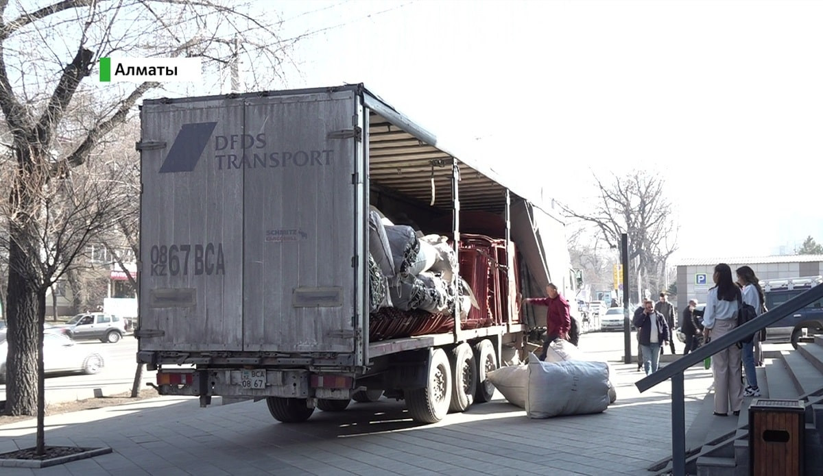 Гуманитарная помощь: 116 юрт отправят из Алматы в Турцию для пострадавших в землетрясениях