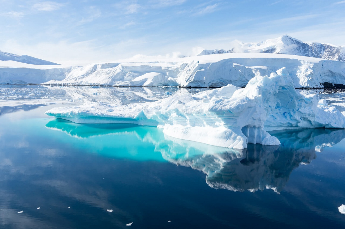 Площадь льда Антарктиды достигла рекордного минимума