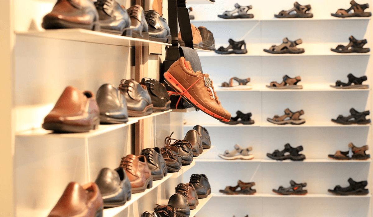 Обязательную маркировку обуви вводят в Казахстане 