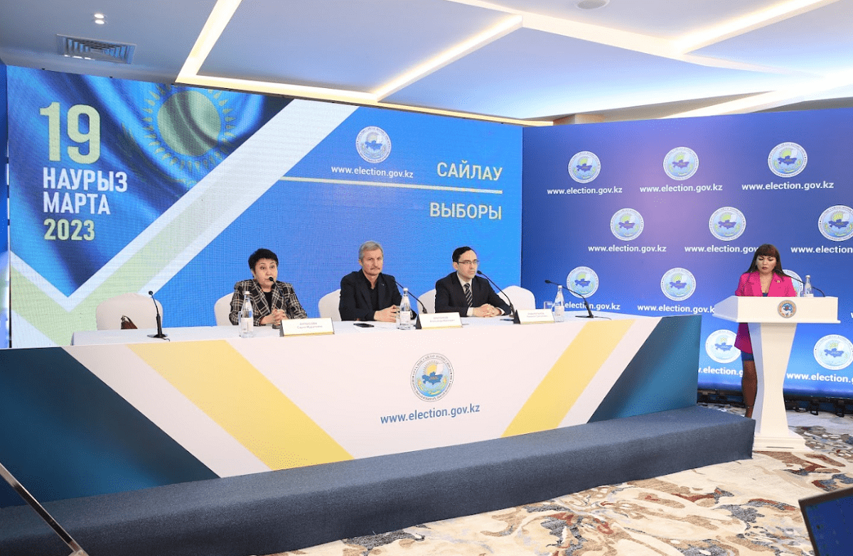  Алматинские наблюдатели считают, что участковые избирательные комиссии показали профессиональную подготовку