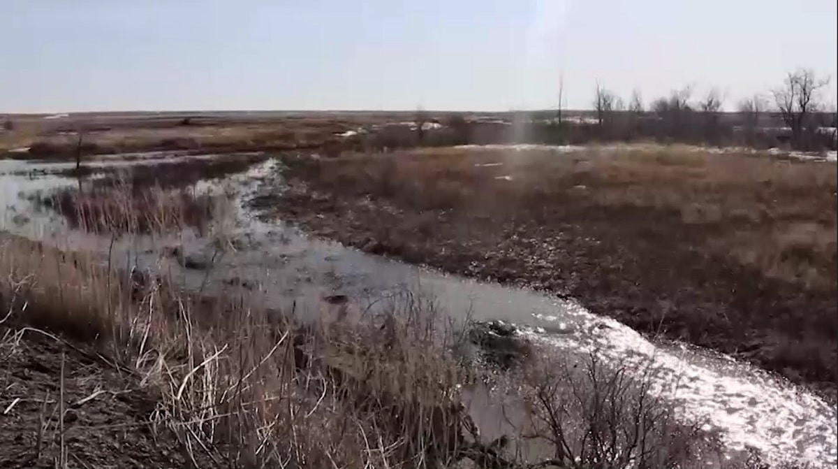 Талые воды размыли два моста и семь участков дорог в Актюбинской области