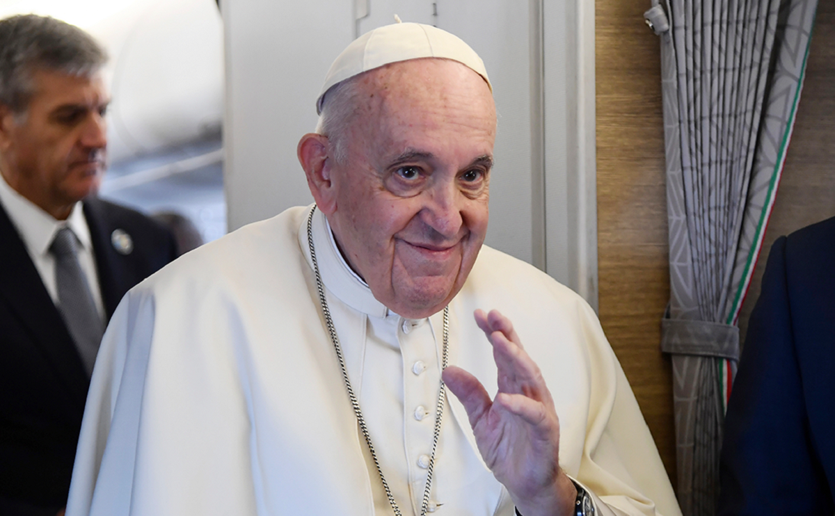 Папа римский Франциск госпитализирован