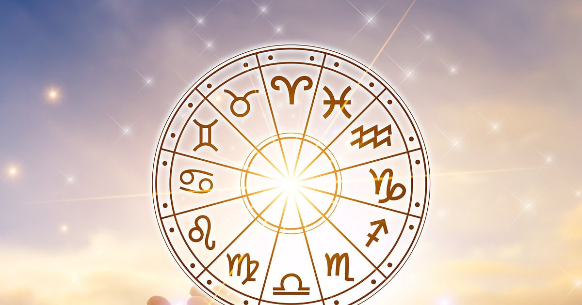 Каким знакам Зодиака повезет в пятницу: гороскоп на 31 марта 2023