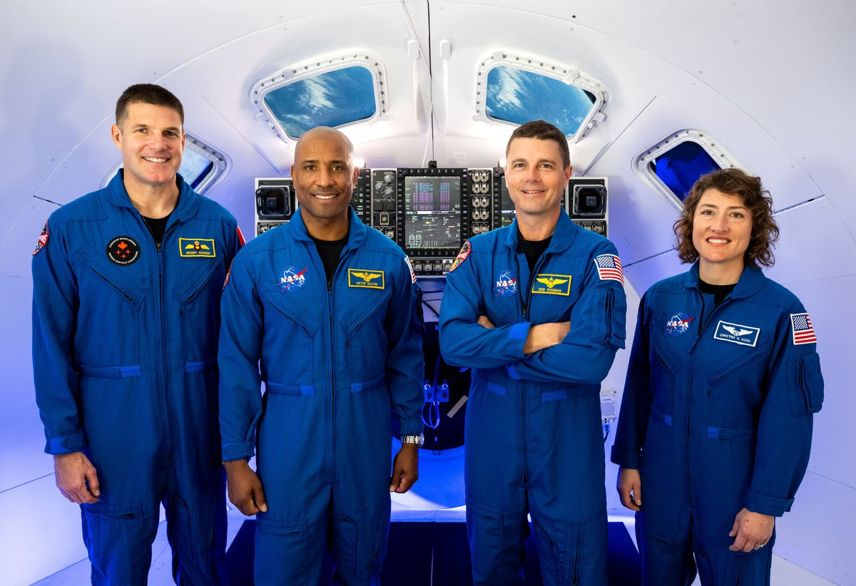 Историческая миссия: сформирован экипаж астронавтов для полета на Луну