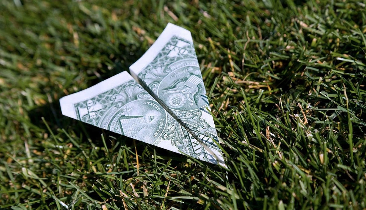 Взлететь не удалось: что происходит с долларом в Казахстане