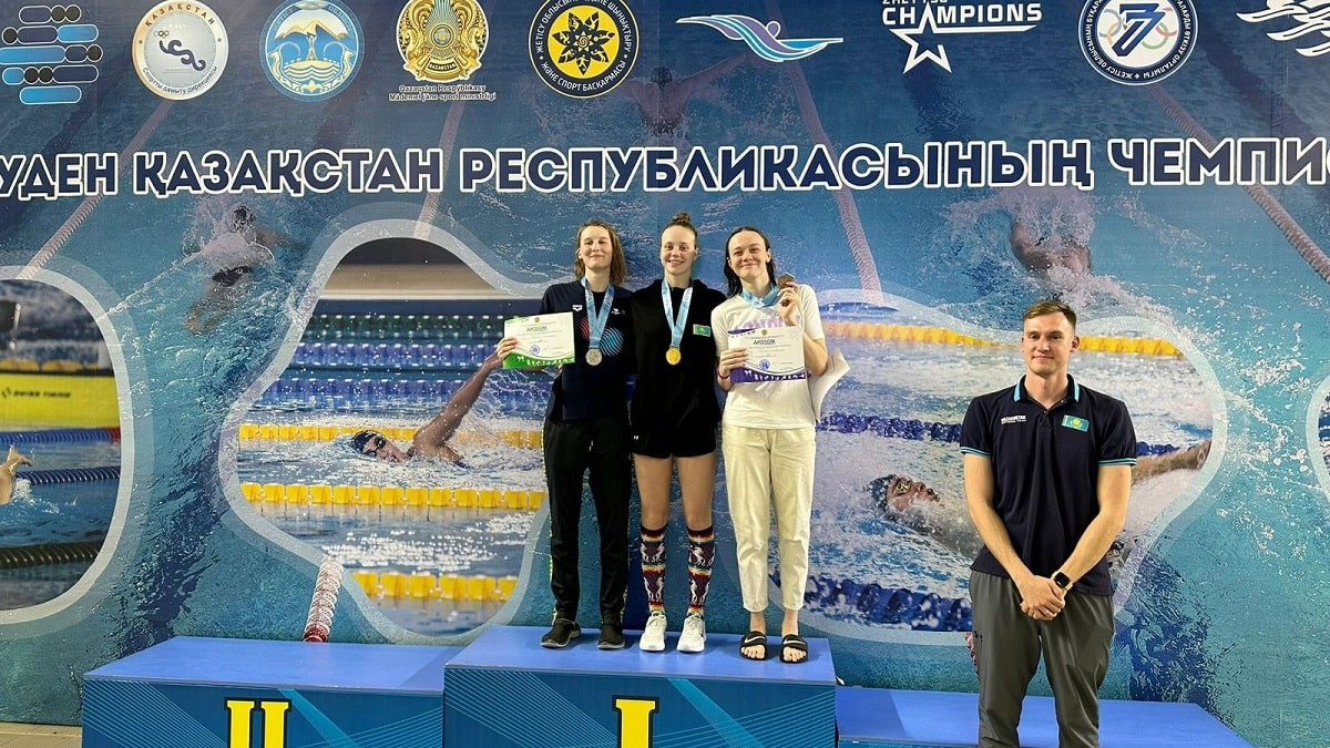 Ксения Игнатова завоевала 5 золотых медалей на чемпионате страны по плаванию