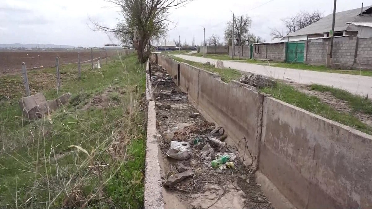Сельчане Жамбылской области уже 30 лет испытывают проблемы с водой