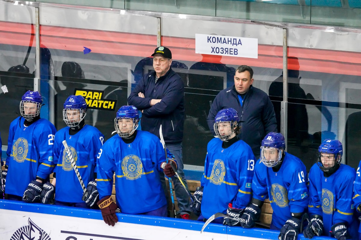 Юношеская сборная Казахстана по хоккею разгромила Францию в контрольном матче 