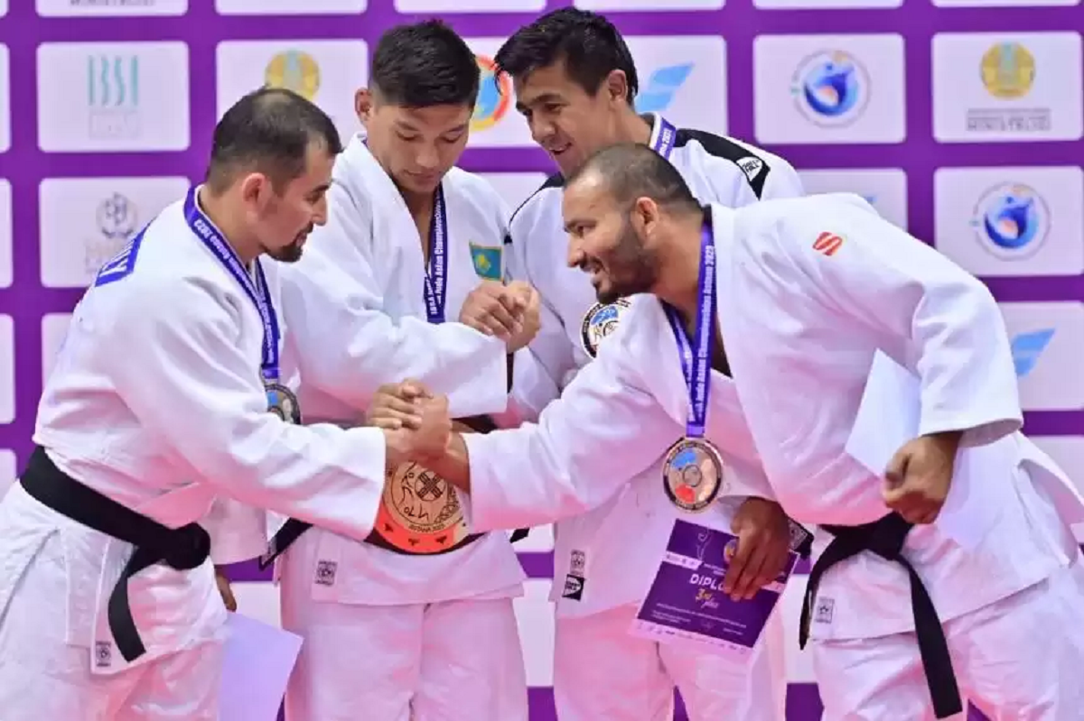 Казахстан выиграл 14 медалей по итогам второго дня чемпионата Азии по пара дзюдо 