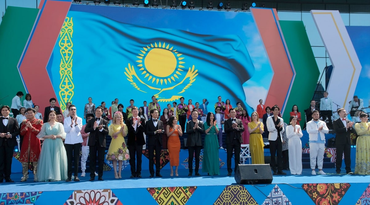 Как в Алматы отметили праздник единства народа Казахстана