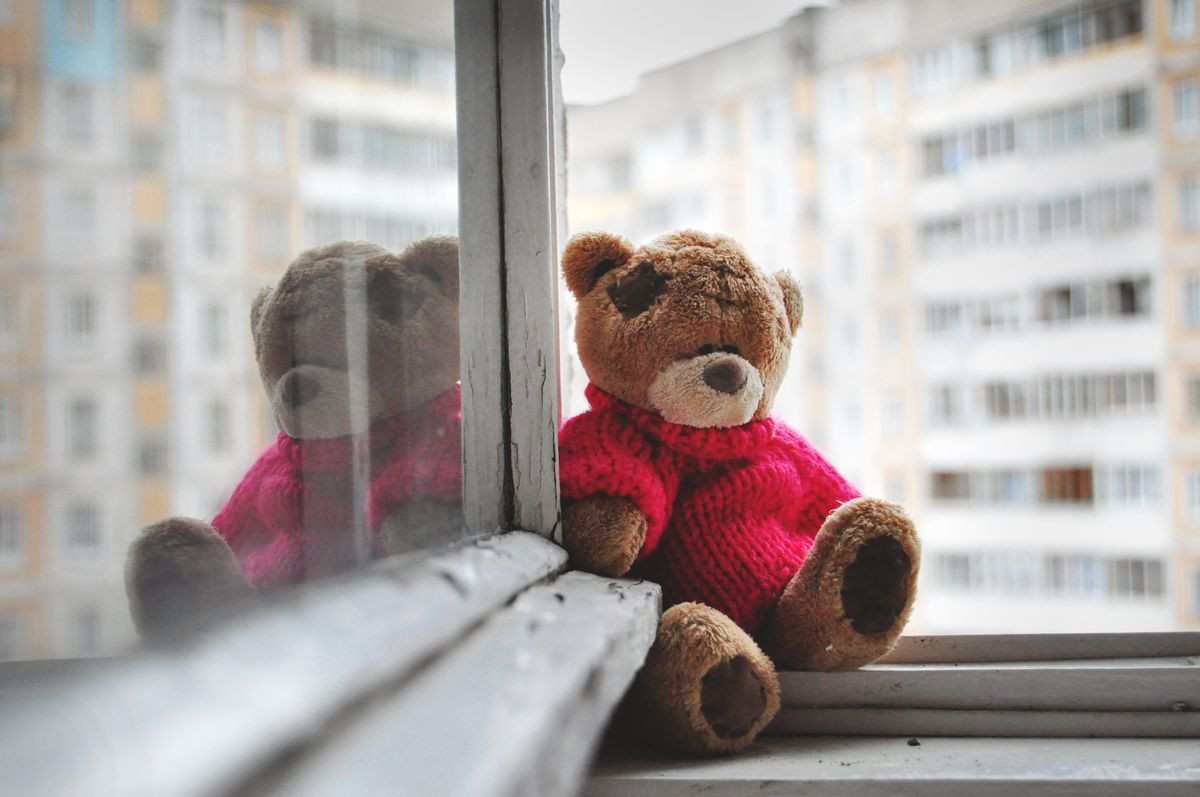 Трагедия в Караганде: двухлетний ребенок разбился, выпав из окна многоэтажки 