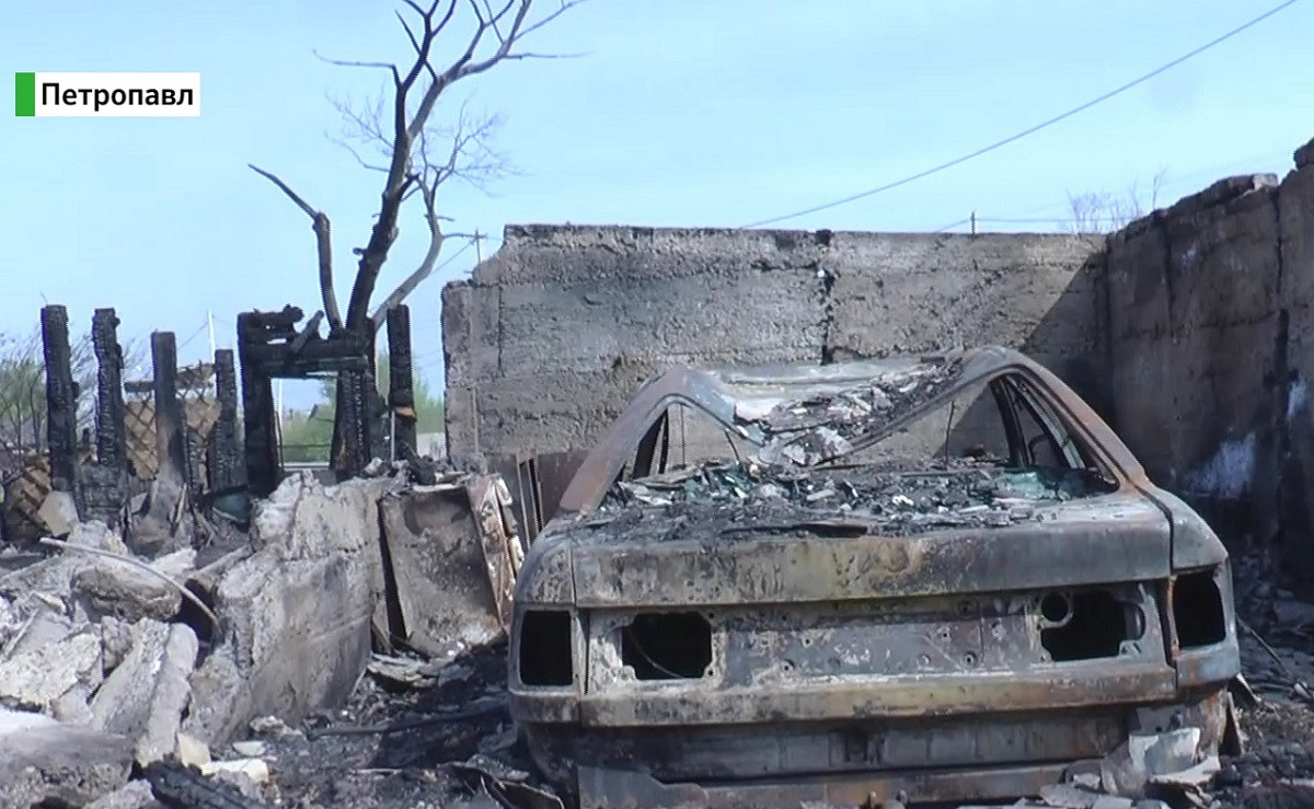 ЧС в Петропавловске: дотла сгорело девять домов