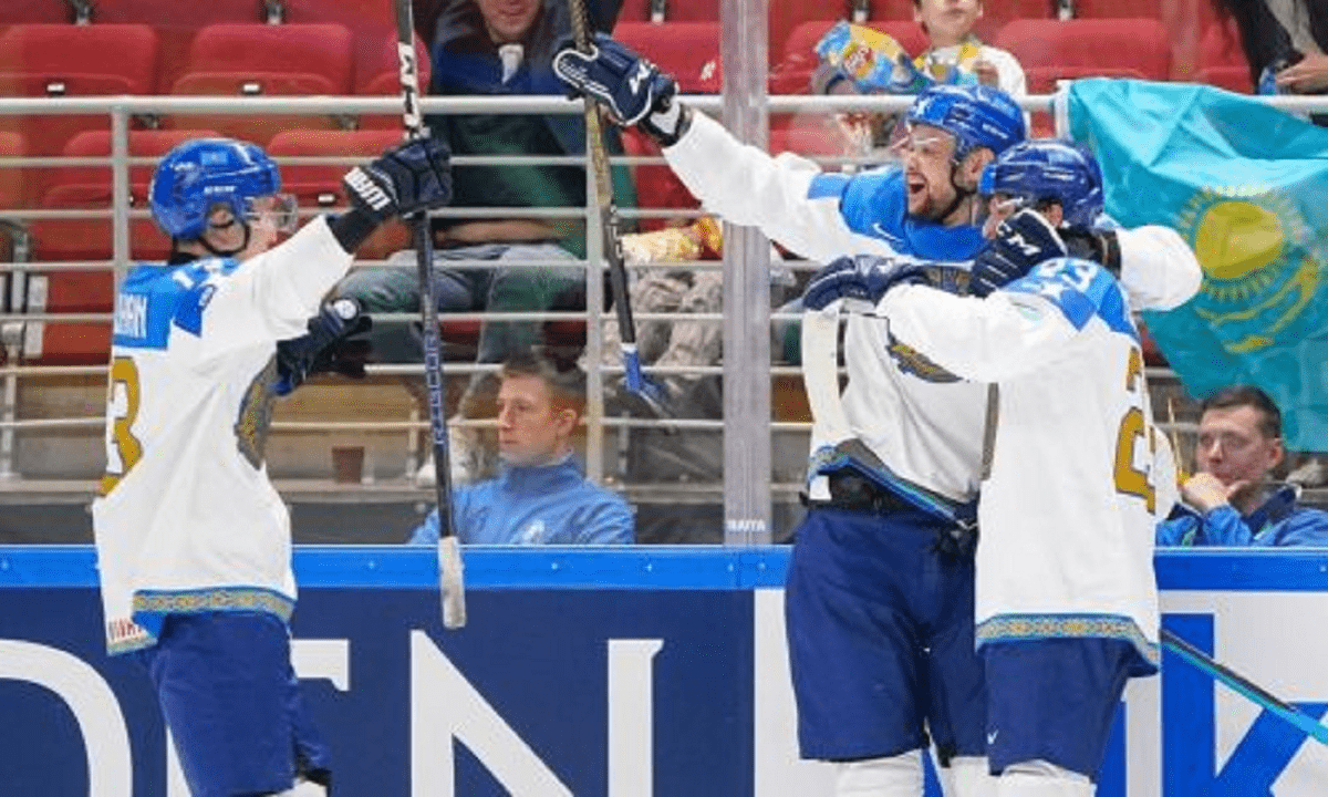 Сборная Казахстана обыграла Норвегию на ЧМ-2023 по хоккею