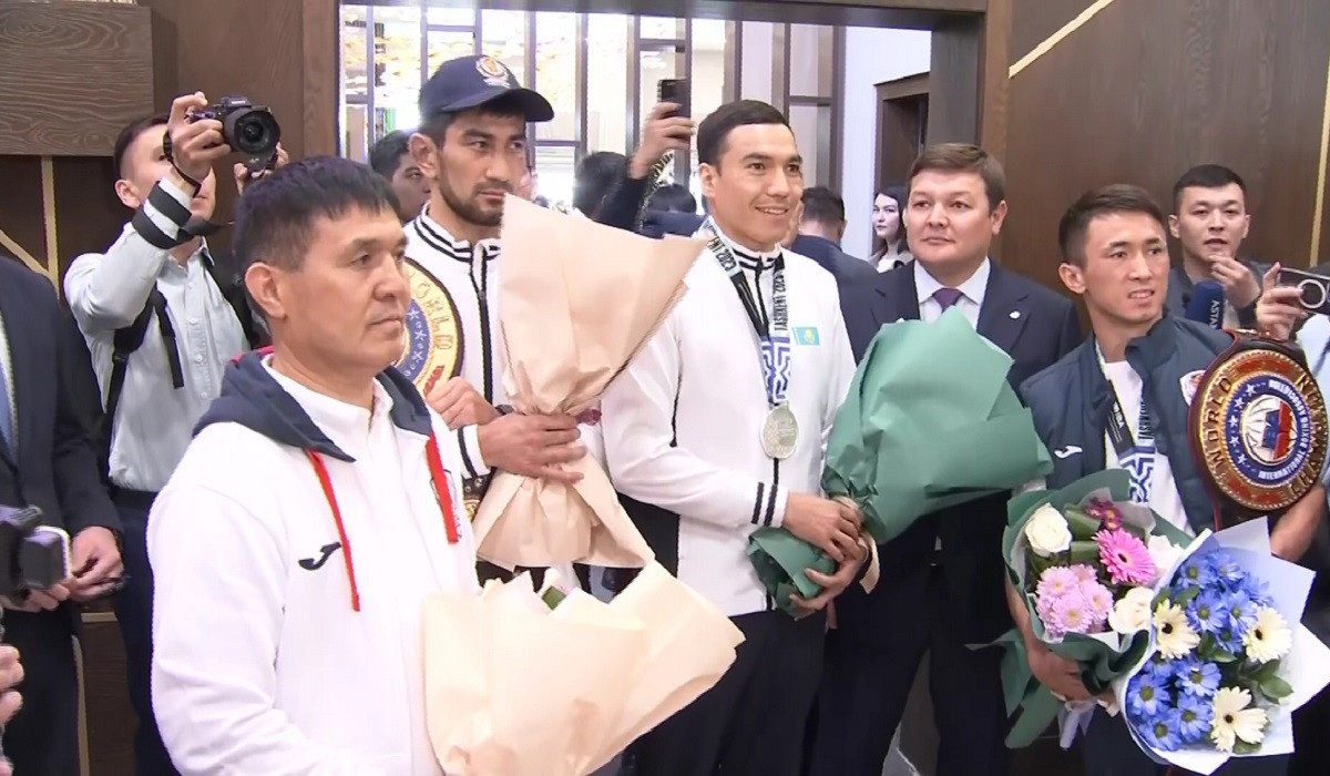 С победой домой: казахстанские боксеры вернулись из Ташкента