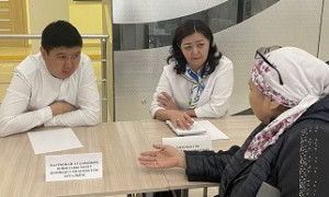 Акимы районов Алматы провели 8 встреч с многодетными матерями 