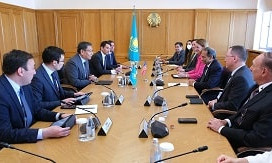 Какие вопросы обсуждались на встрече акима Алматы с представителем Торговой палаты США