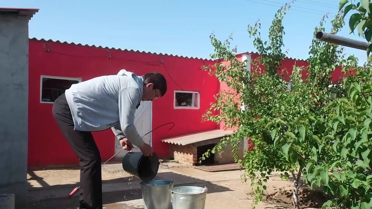 Двадцать лет без питьевой воды: жители пожаловались на отсутствие водоснабжения