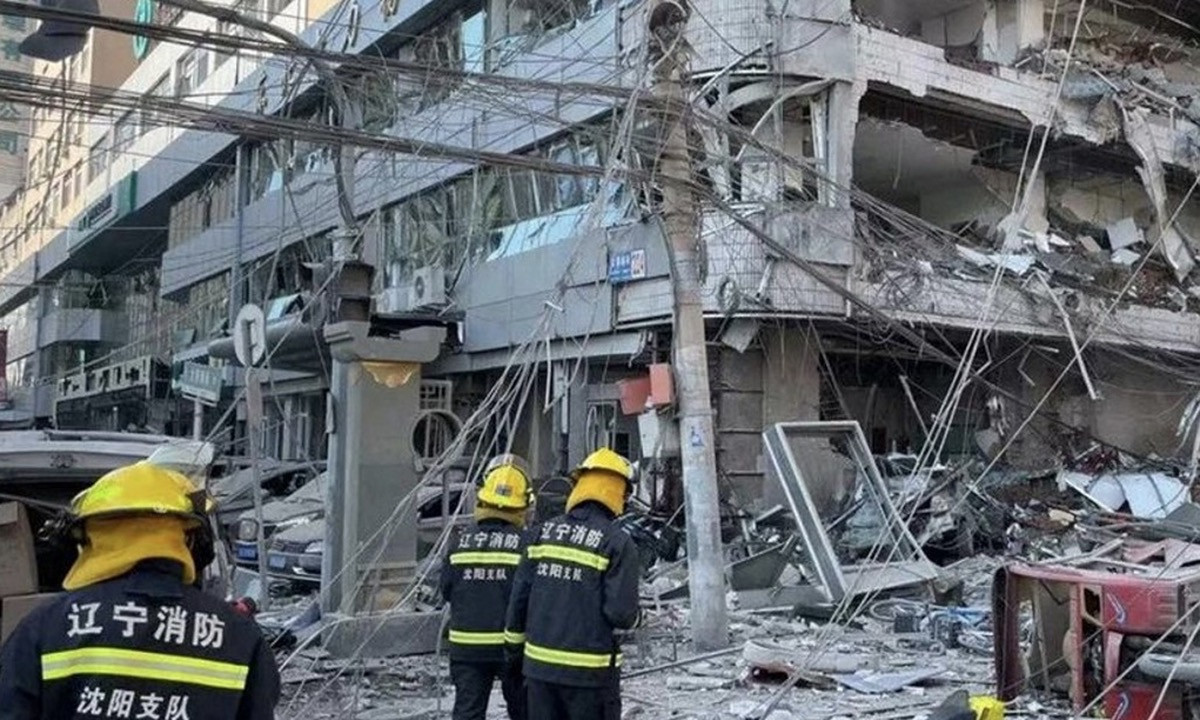 Мощный взрыв в китайском ресторане: десятки погибших
