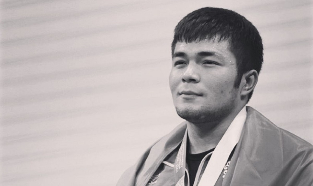 Трагедия в мире спорта: известный казахстанский тяжелоатлет покончил с собой