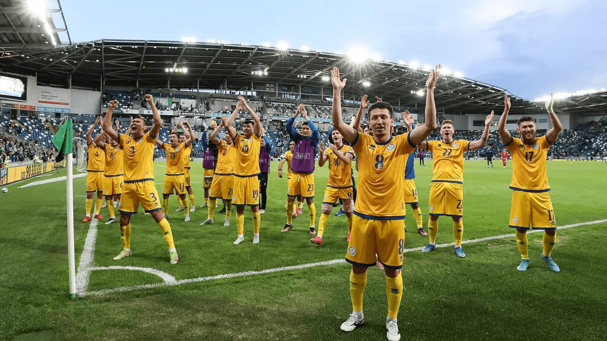 Казахстан поднялся в мировом рейтинге ФИФА