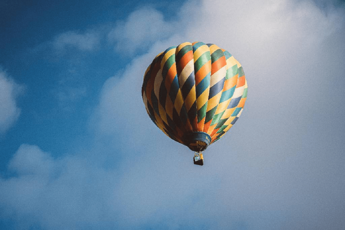 Воздушный шар с людьми упал в Дагестане