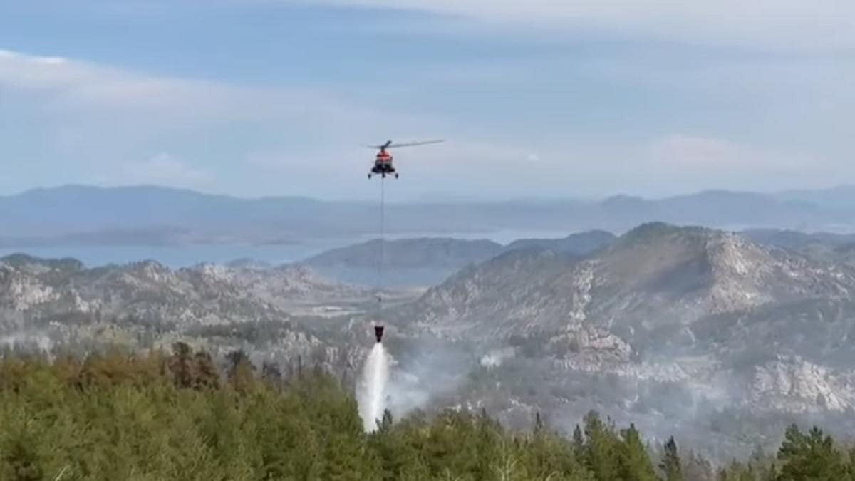 Лесной пожар в ВКО: в тушении задействованы вертолеты