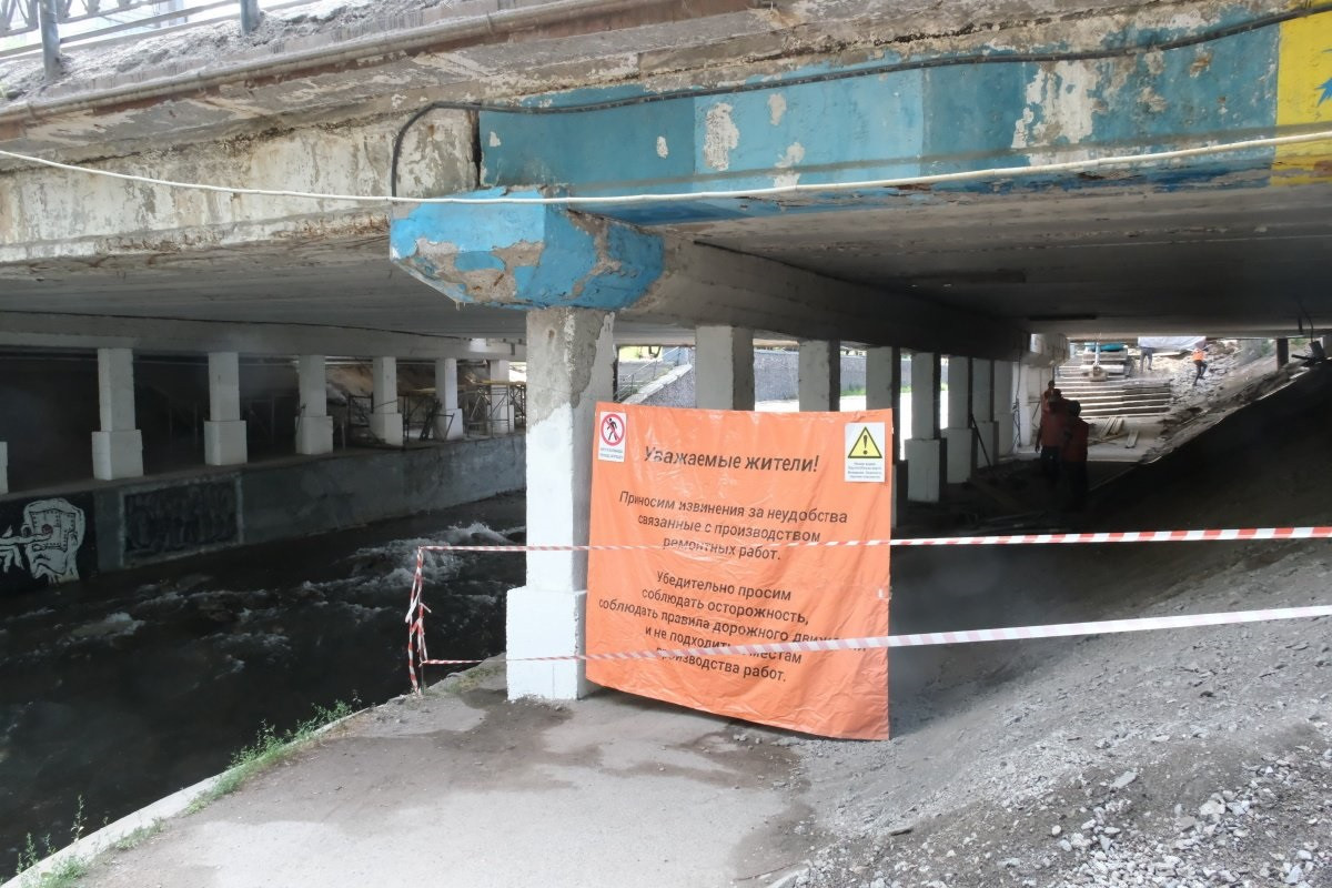 Сократили срок строительства: мост через реку Есентай планируют открыть 1 сентября