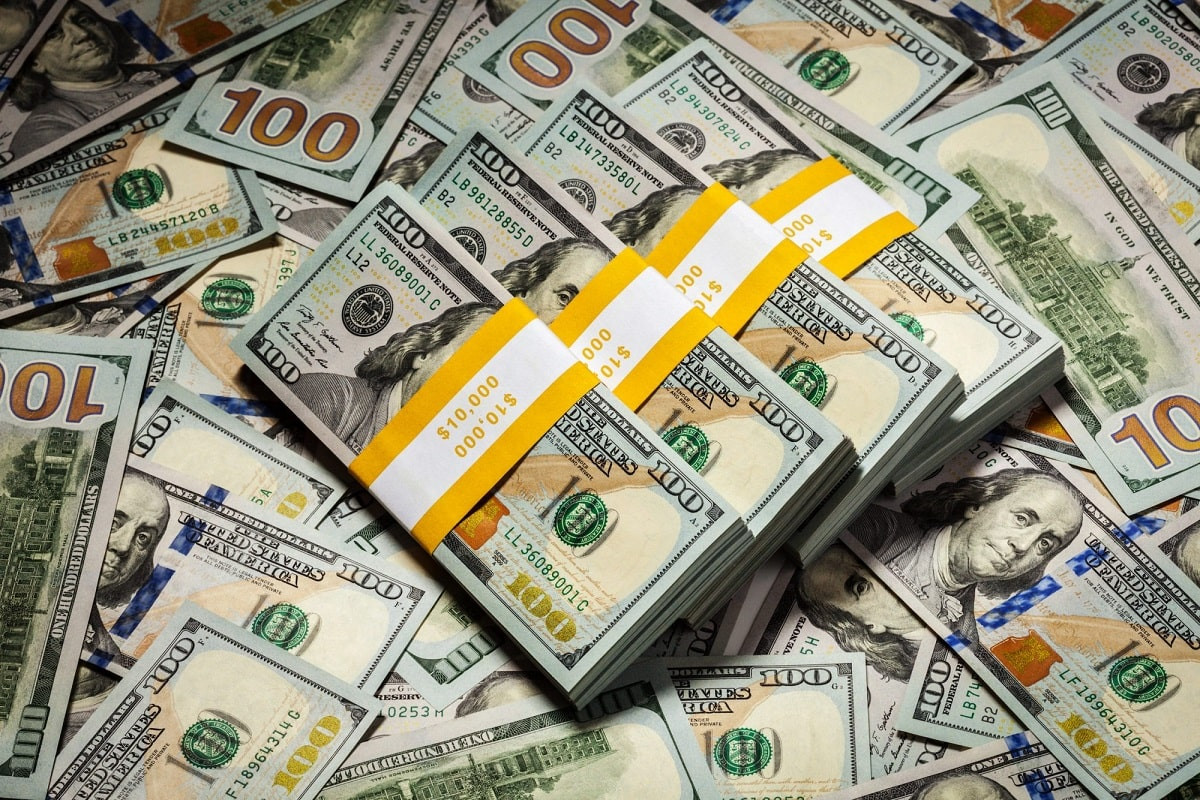 Курс доллара в обменниках Алматы на 9 августа 2023