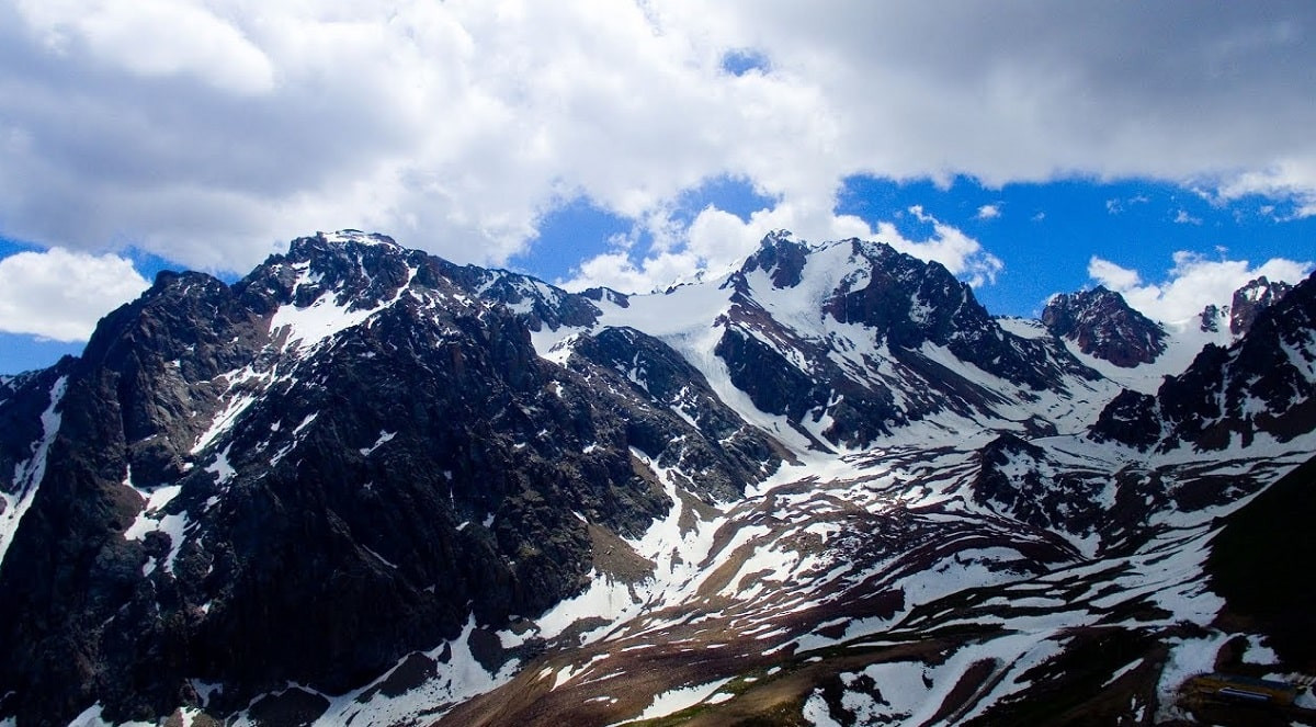 Трагедия в алматинских горах: найдено тело пропавшего туриста