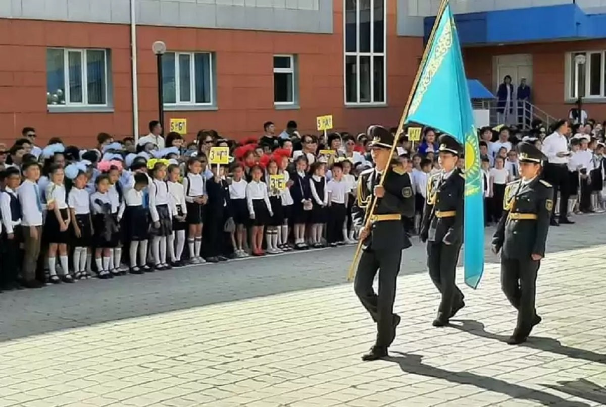 Как готовятся к новому учебному году казахстанские и российские школы в Байконуре