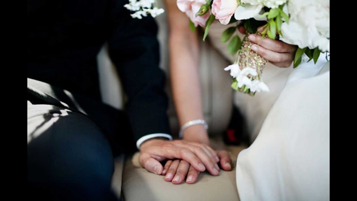 Любви все возрасты покорны: женщина вышла замуж за 16-летнего сына лучшей подруги