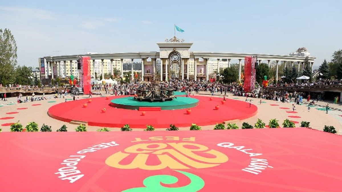 День города: Алматы к празднику готов