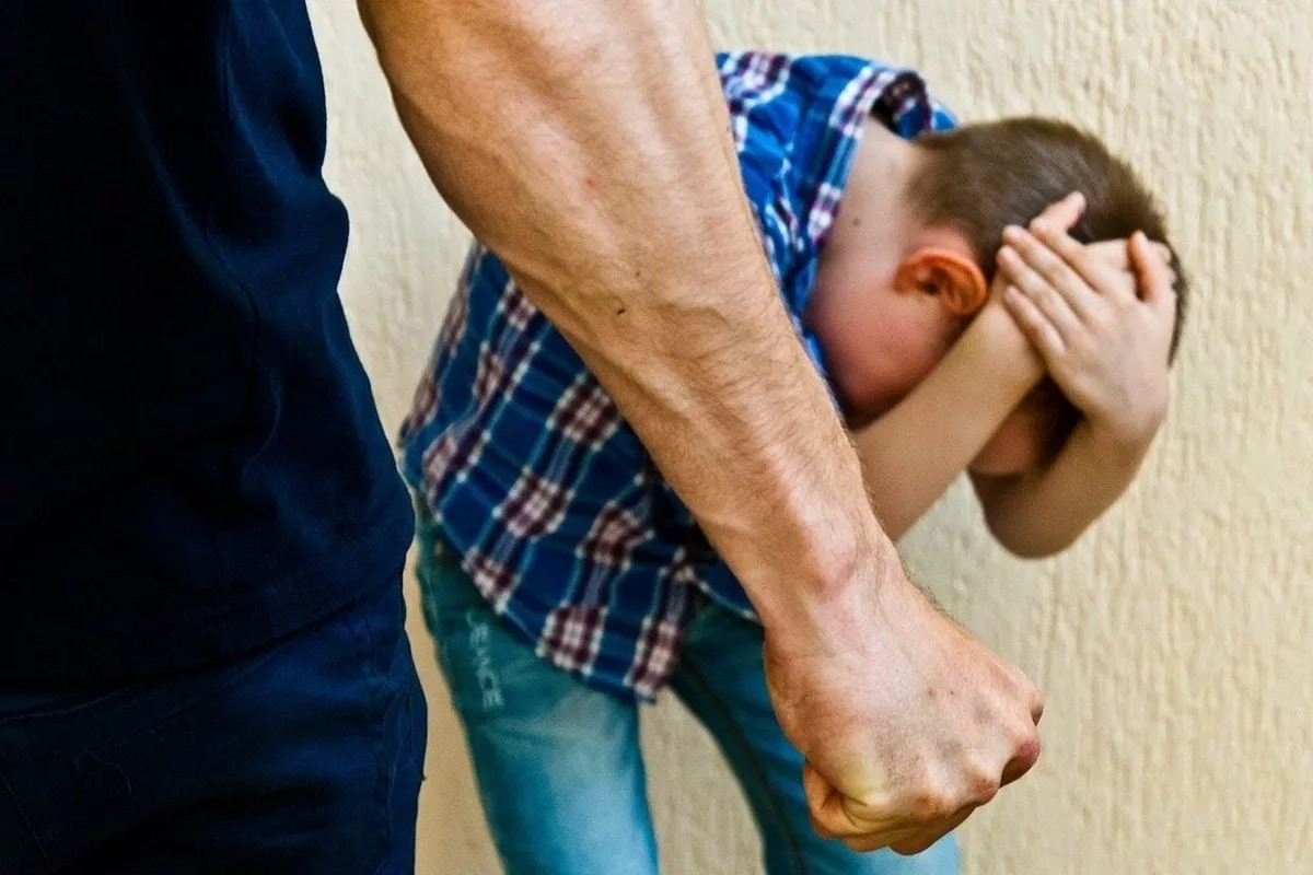 Токаев потребовал ужесточить наказание за любые формы насилия в отношении детей