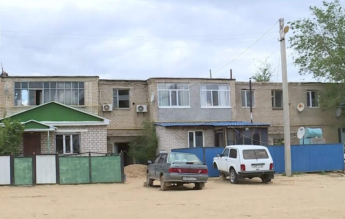 Газовая атака: в Актюбинской области отравились жители нескольких сел
