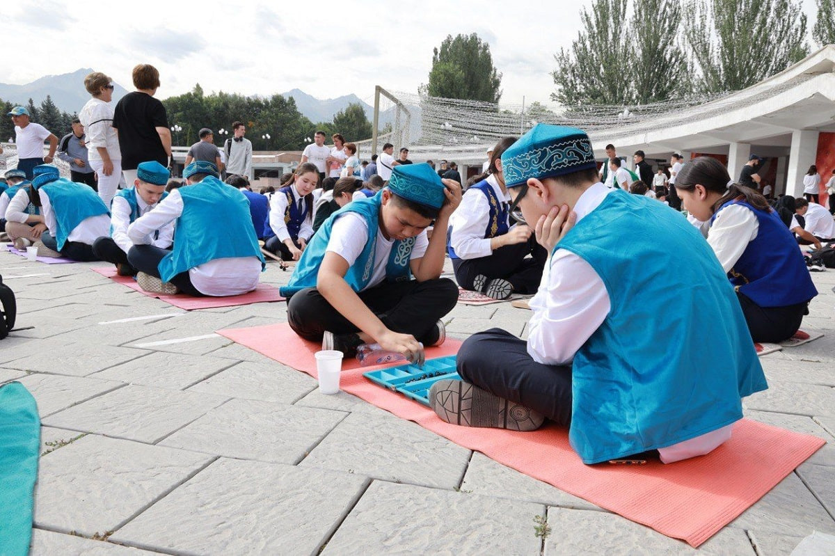 Алматылық оқушылар Қазақстанның рекордтар кітабына енді