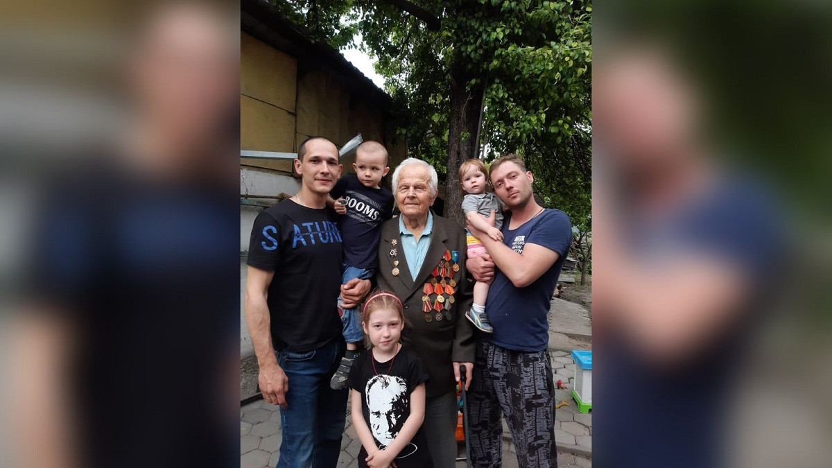 Алматинские врачи вылечили ветерана ВОВ после перенесенного инсульта