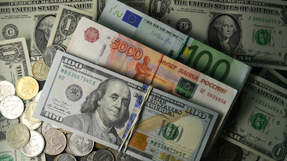 Курс доллара, евро и рубля в обменниках Алматы 16 сентября 2023
