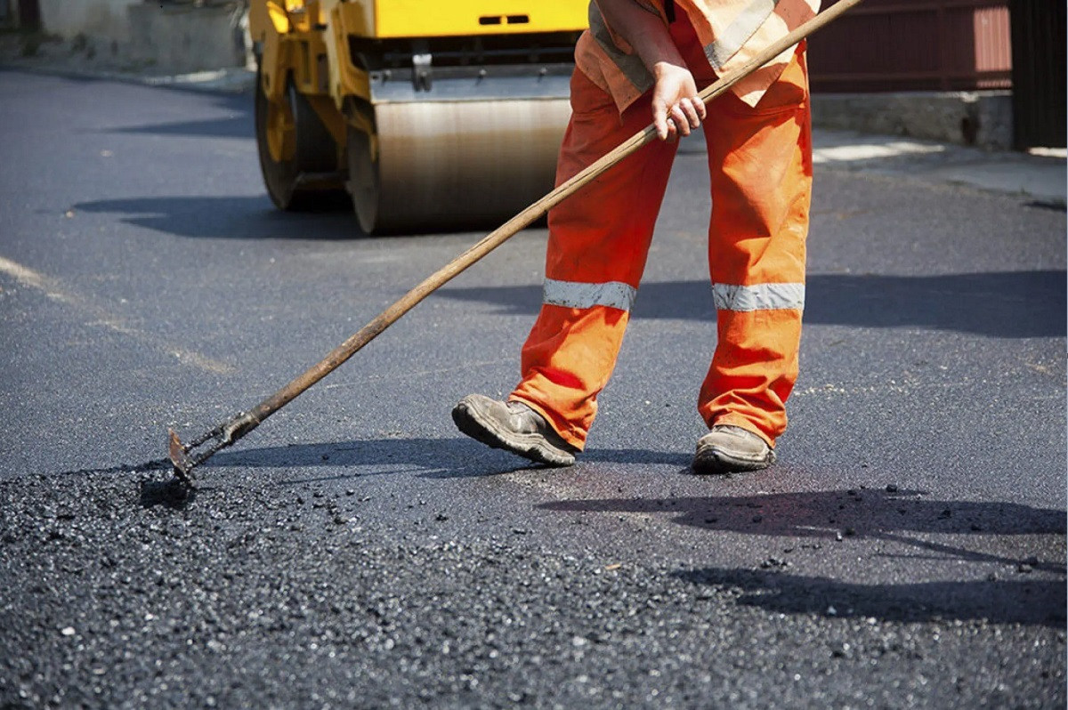 Как проходит ремонт дорог в Турксибском районе