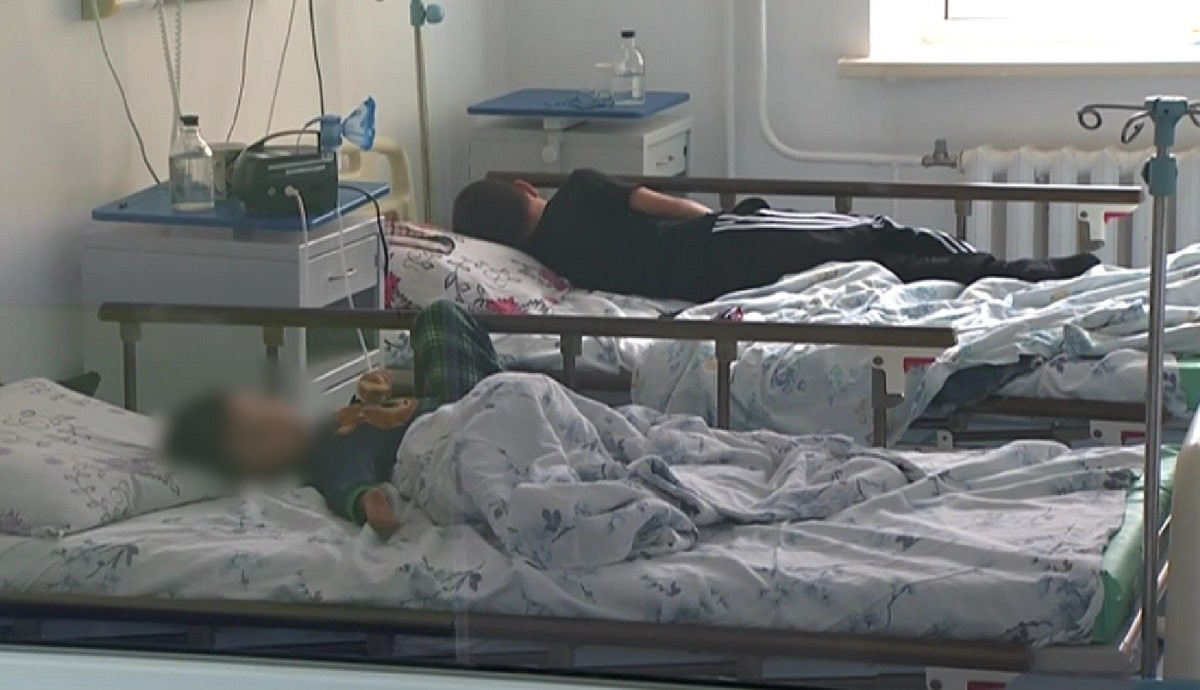 Причину массового отравления детей в Карагандинском центре еще не выявили