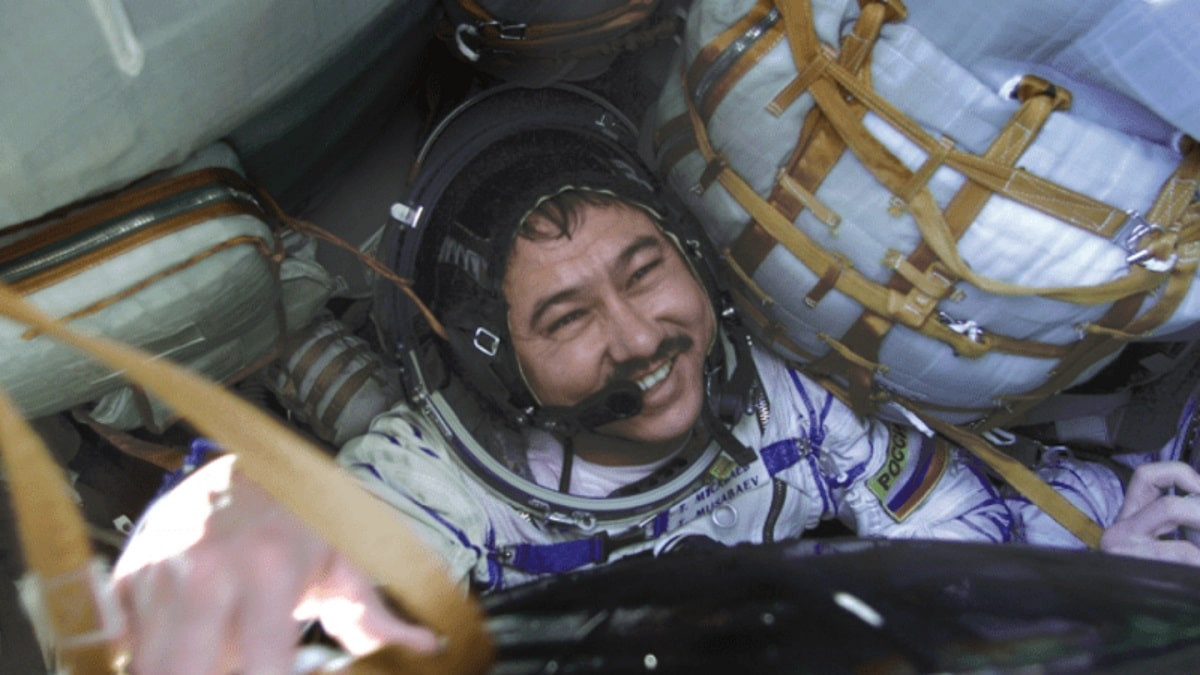 Невероятная история: как расческа спасла жизнь космонавту
