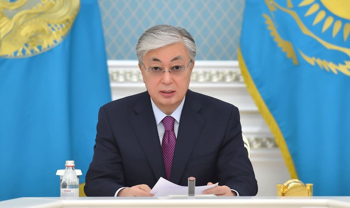 Касым-Жомарт Токаев поздравил казахстанцев с Днем Республики