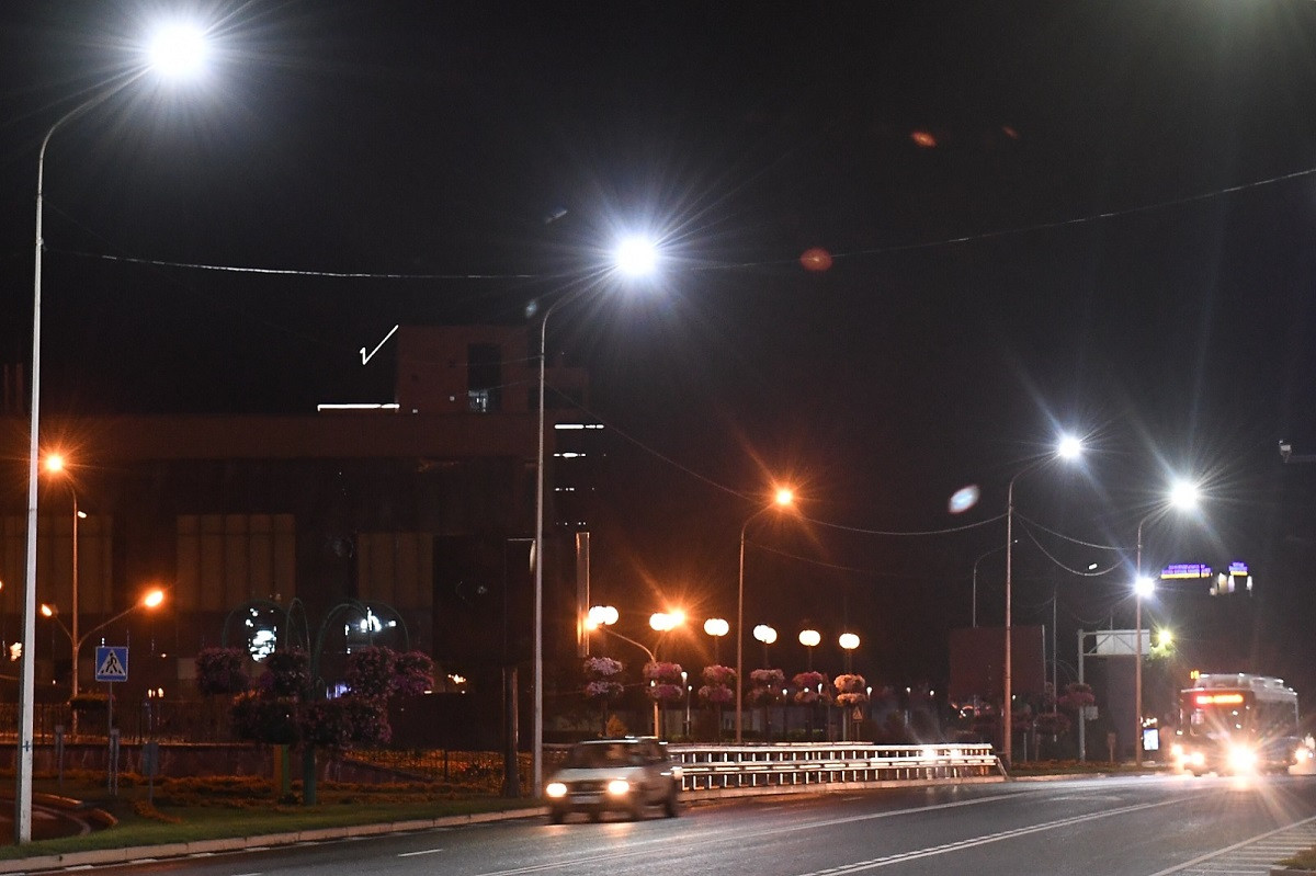 Уличное освещение: восстановление линий продолжается в мегаполисе