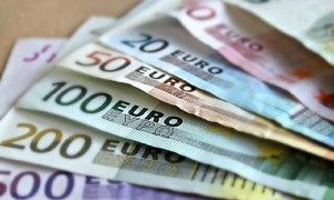 Курс валют на 18 ноября 2023 