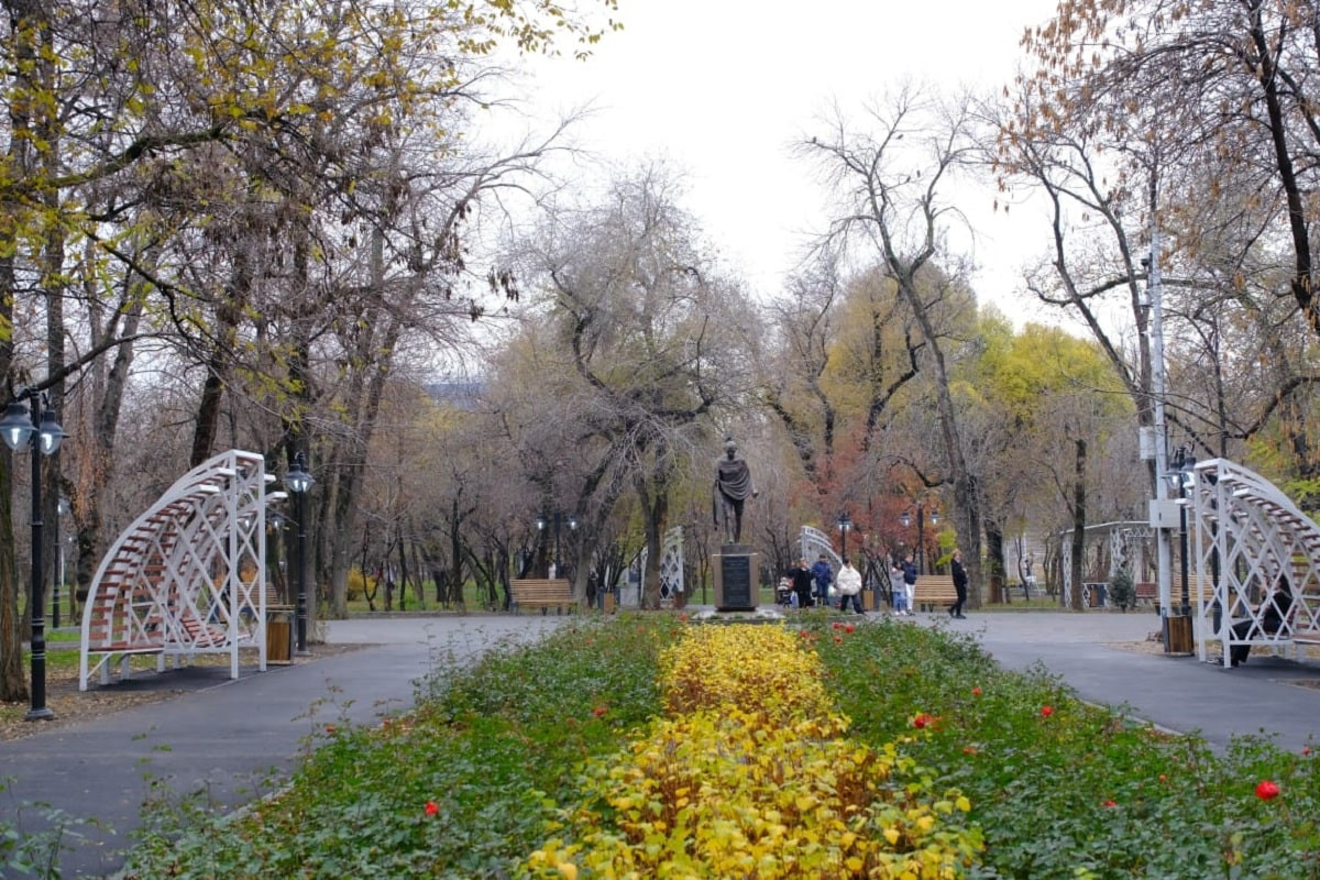 Как изменился парк им. М. Ганди в Алматы после реконструкции