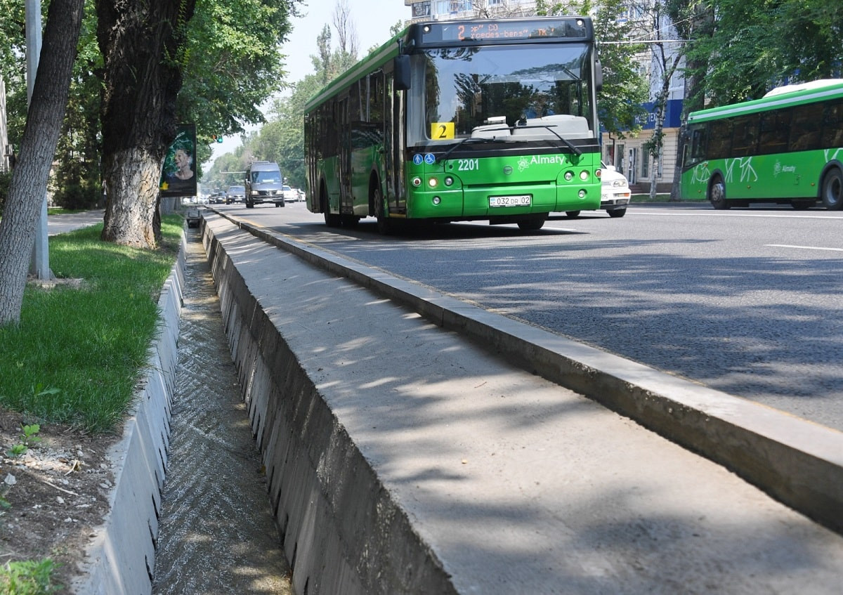 Комфортная городская среда: технические тротуары обустроят в Алмалинском районе