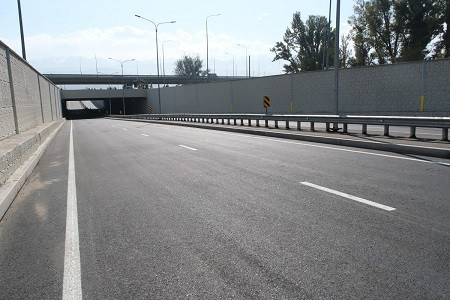 На десятках улиц Наурызбайского района построят новые дороги