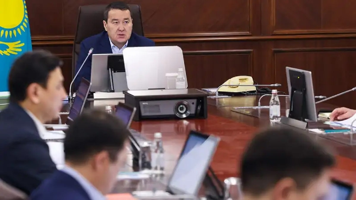Какие реформы реализуются сфере налоговой политики Казахстана